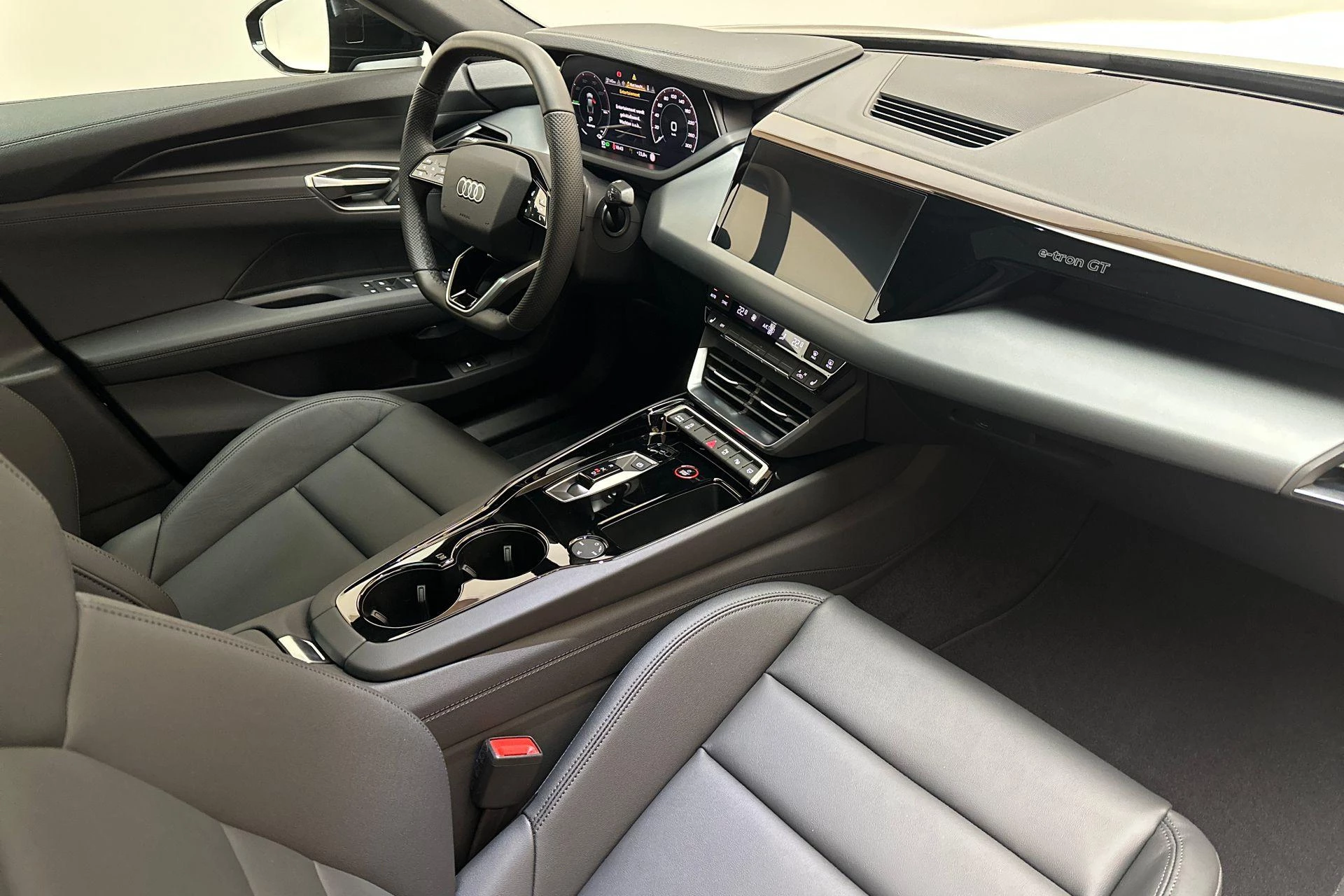 Hoofdafbeelding Audi e-tron GT