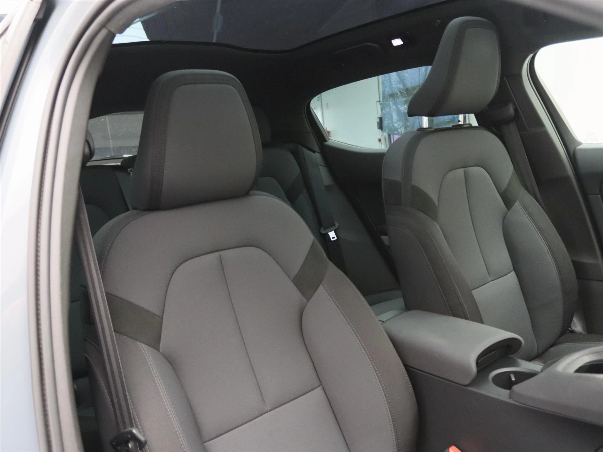 Hoofdafbeelding Polestar 2