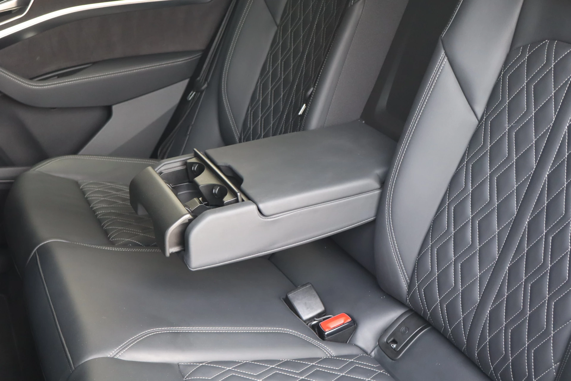 Hoofdafbeelding Audi Q8 Sportback e-tron