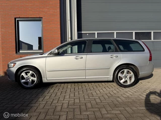 Hoofdafbeelding Volvo V50 Volvo V50 2.0 145pk Sport - 10-2010 - orig. NL -