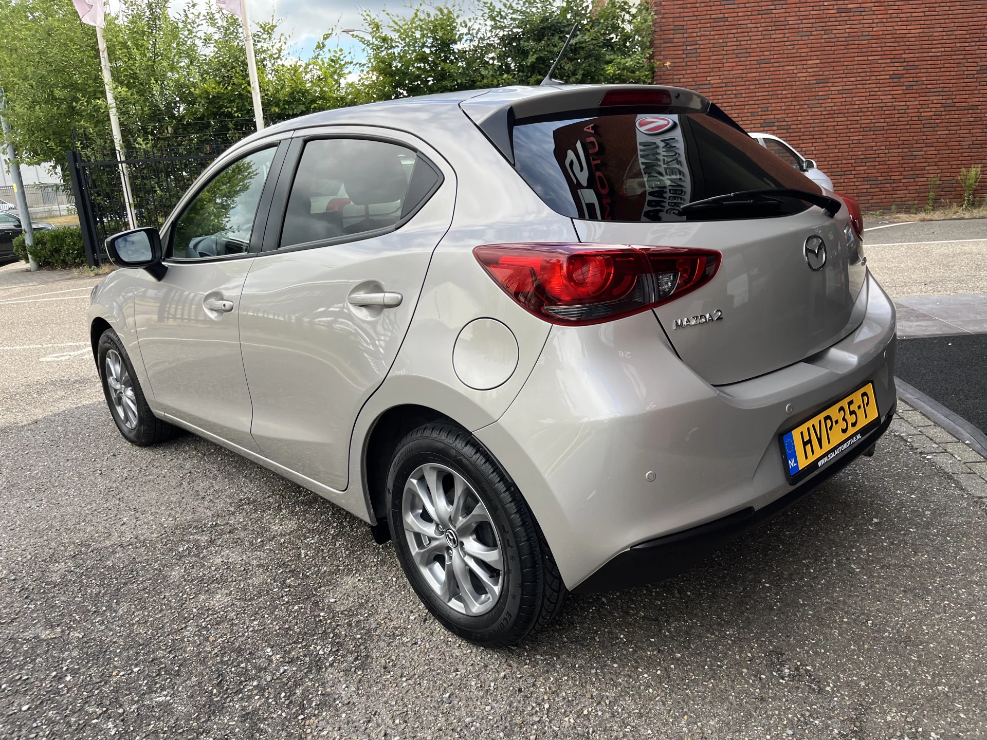 Hoofdafbeelding Mazda 2