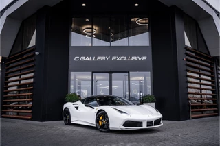 Hoofdafbeelding Ferrari 488 Ferrari 488 3.9 GTB HELE - Bianco Avus | Carbon | Lift | Electric Seats