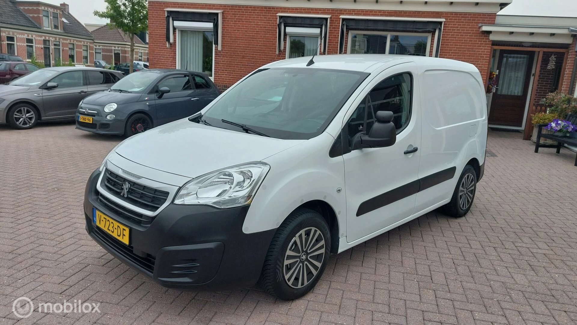 Hoofdafbeelding Peugeot Partner