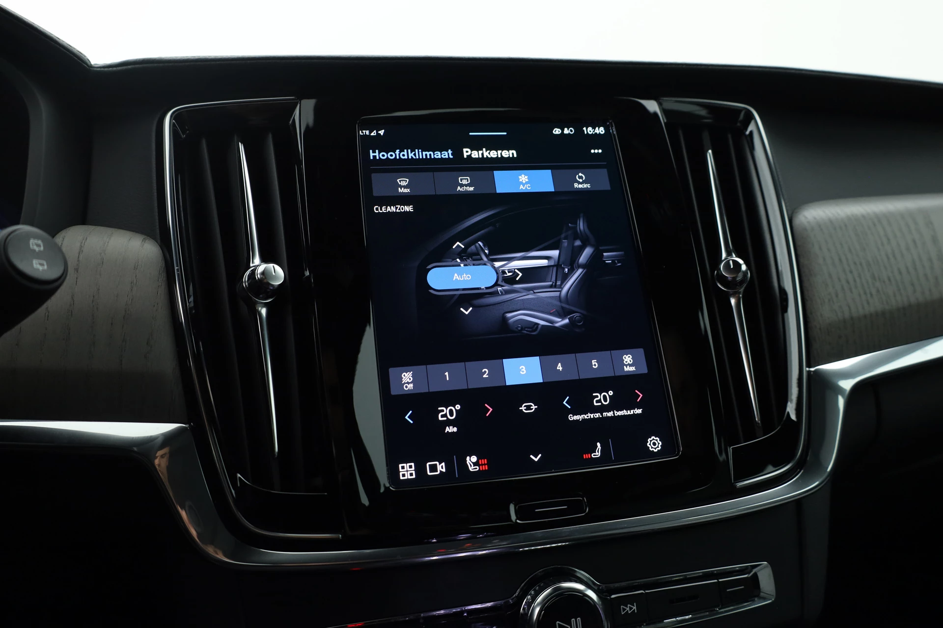 Hoofdafbeelding Volvo V90