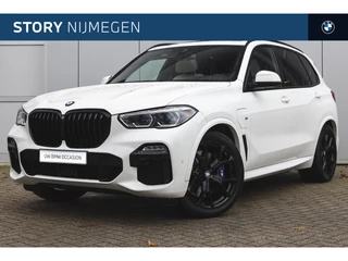 BMW X5 xDrive45e High Executive M Sport Automaat / Panoramadak Sky Lounge / Trekhaak / Stoelventilatie / Adaptive Air Suspension / Laserlight / Parking Assistant / Harman Kardon / Live Cockpit Professional