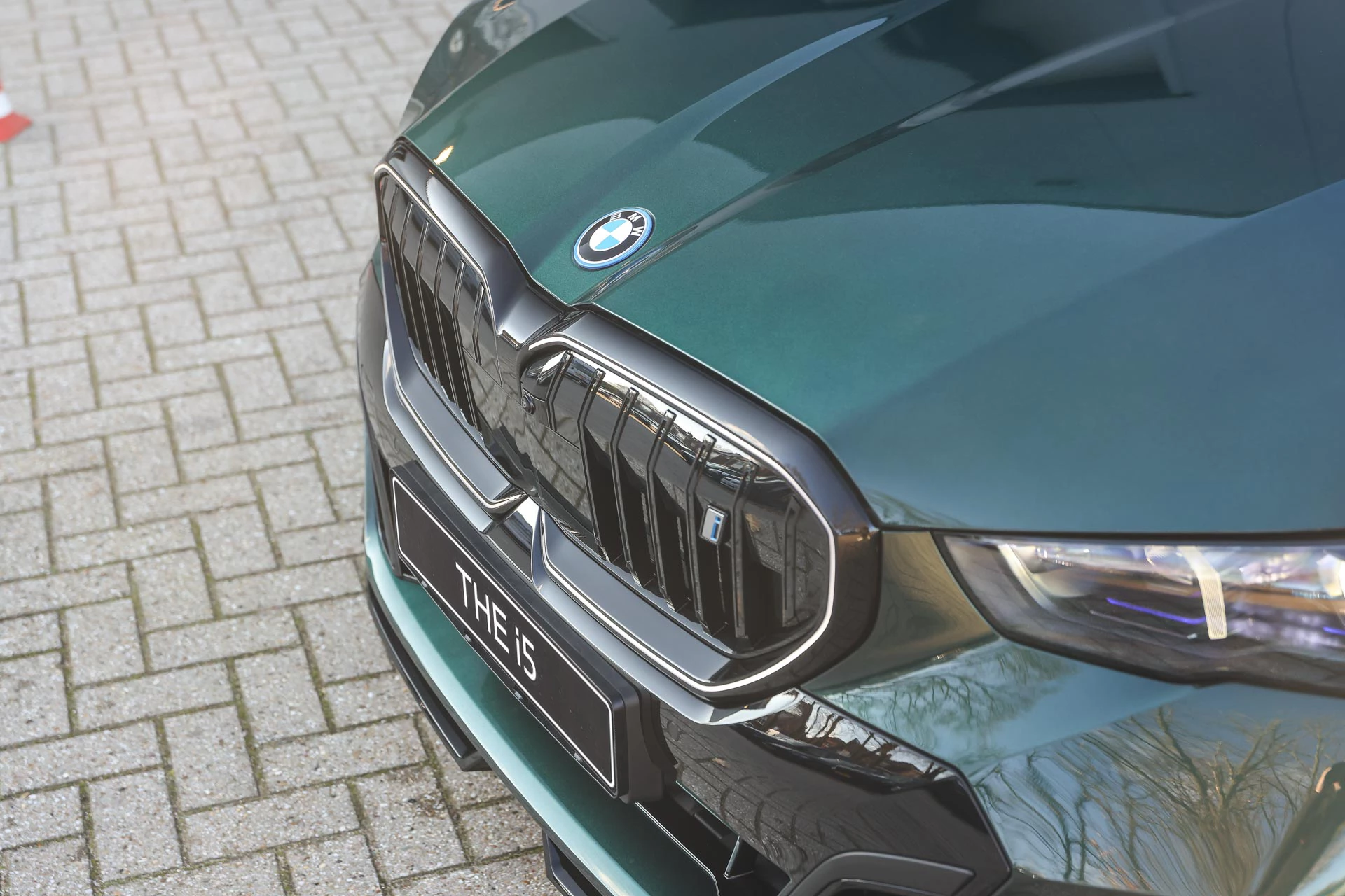 Hoofdafbeelding BMW i5