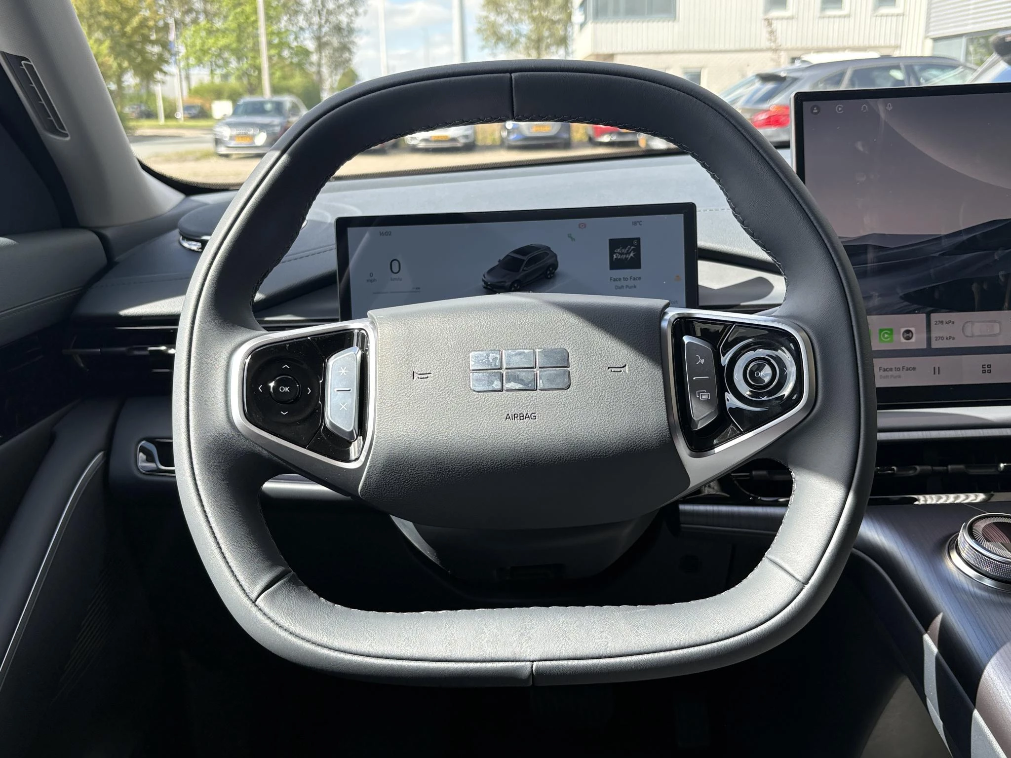 Hoofdafbeelding Geely E5