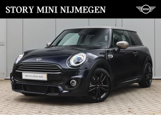 Hoofdafbeelding MINI Cooper MINI Cooper Hatchback John Cooper Works Automaat / Achteruitrijcamera / JCW Sportstoelen / LED / Comfort Access / Cruise Control / Stoelverwarming
