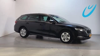 Skoda Octavia Combi 1.0 e-TSI DSG Business Edition Panoramadak Parkeersensoren App Connect