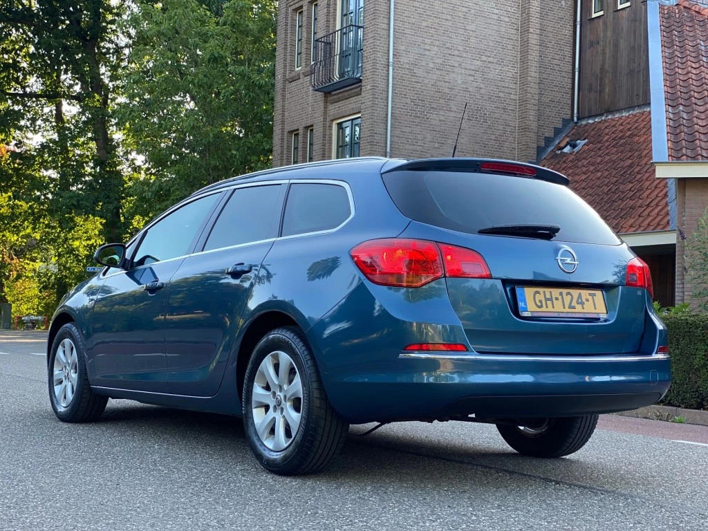 Hoofdafbeelding Opel Astra