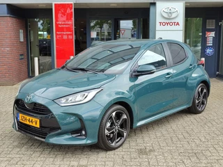 Toyota Yaris 1.5 Hybrid 130 EXECUTIVE NL-AUTO STOEL/STUURVERW BLIND-SPOT LEDER NAVI 17''LM-VELGEN PARK-SENSOREN CAMERA APPLE/ANDROID LED KEYLESS