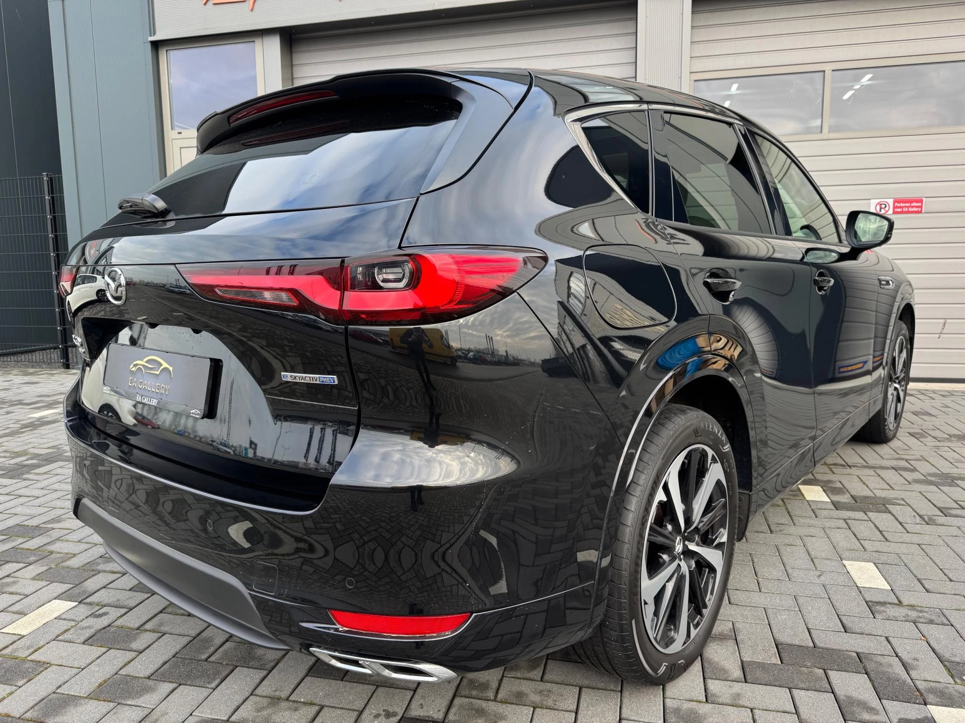 Hoofdafbeelding Mazda CX-60