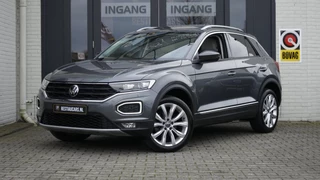 Volkswagen T-Roc 1.5 TSI Sport AUTOMAAT-ACC-CAMERA-CLIMA-FULL LED-KEYLESS-NAVIGATIE-PANORAMA-VIRTUEEL-VOLLEDER-STOELVERWARMING
