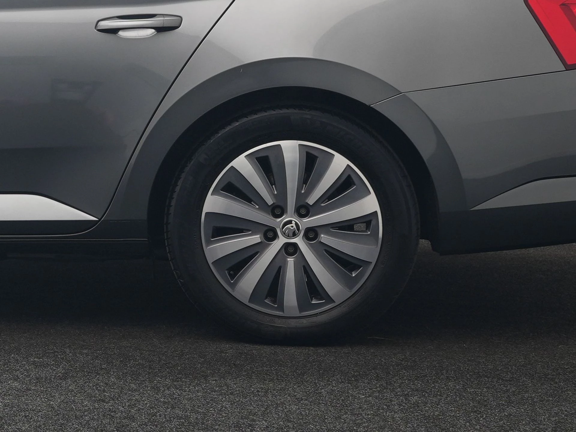 Hoofdafbeelding Škoda Superb