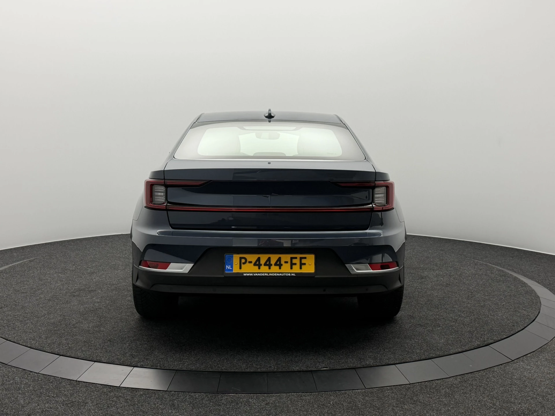 Hoofdafbeelding Polestar 2