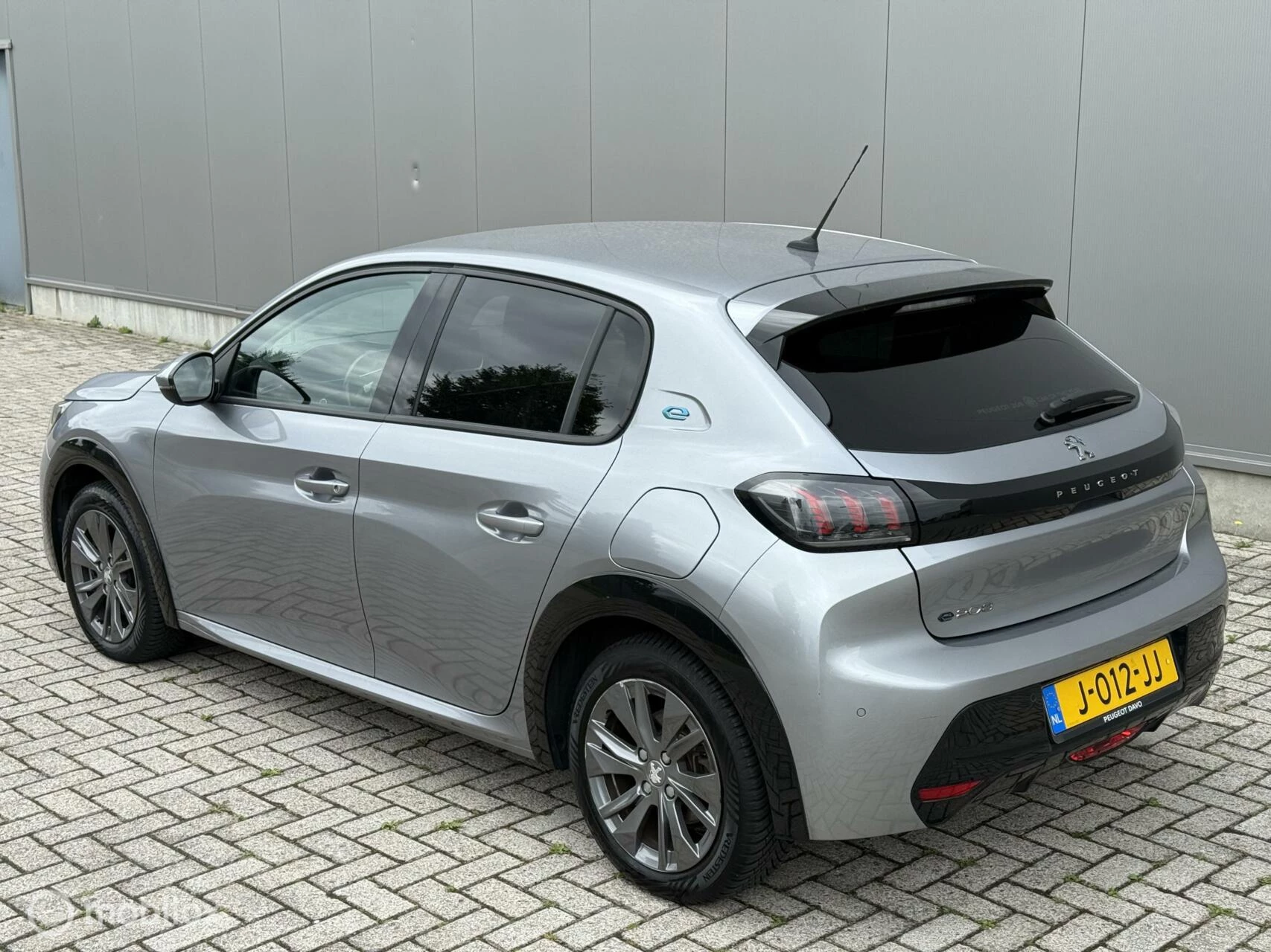 Hoofdafbeelding Peugeot e-208
