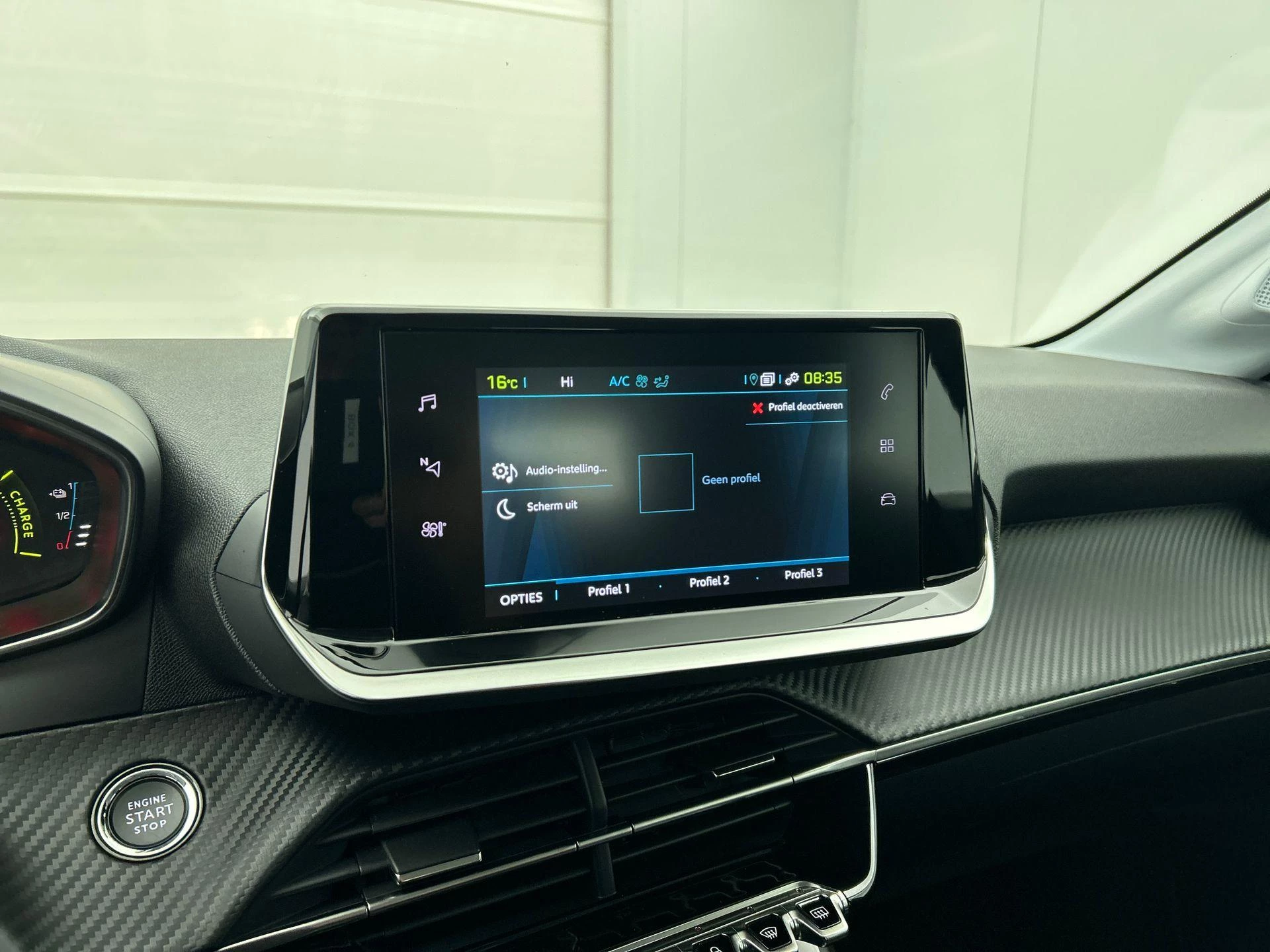 Hoofdafbeelding Peugeot e-208