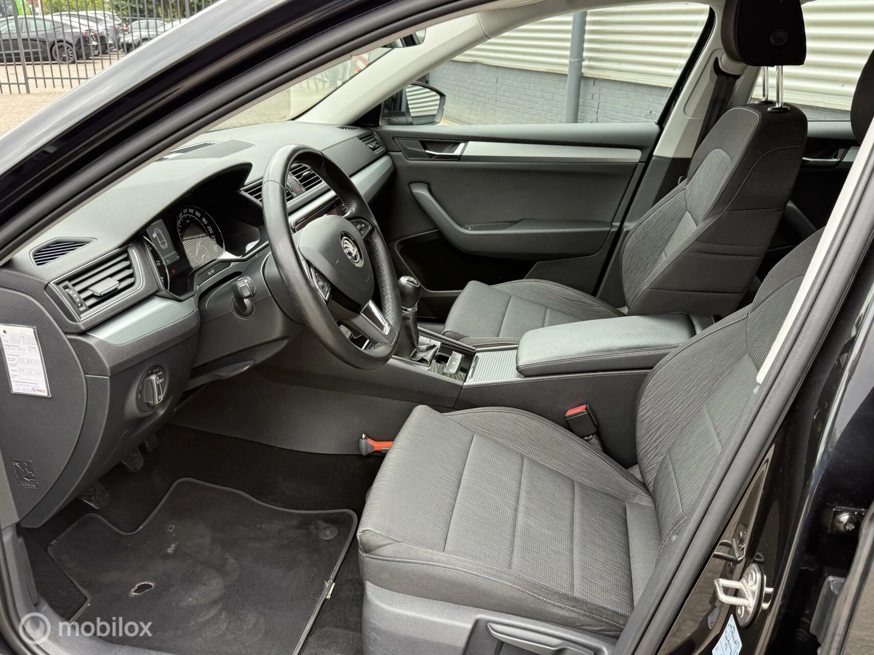 Hoofdafbeelding Škoda Superb