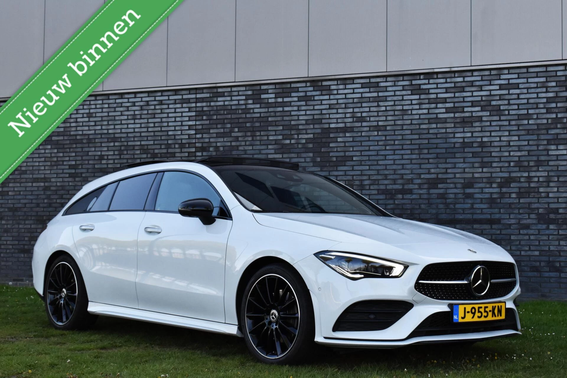 Hoofdafbeelding Mercedes-Benz CLA