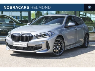 Hoofdafbeelding BMW 1 Serie BMW 1 Serie 118i High Executive M Sport Automaat / Panoramadak / Sportstoelen / Comfort Access / LED / M Sportonderstel / Parking Assistant / Live Cockpit Professional