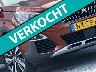 Peugeot 3008 1.2 PureTech Première - Metallic Copper - Carplay/19''/Camera