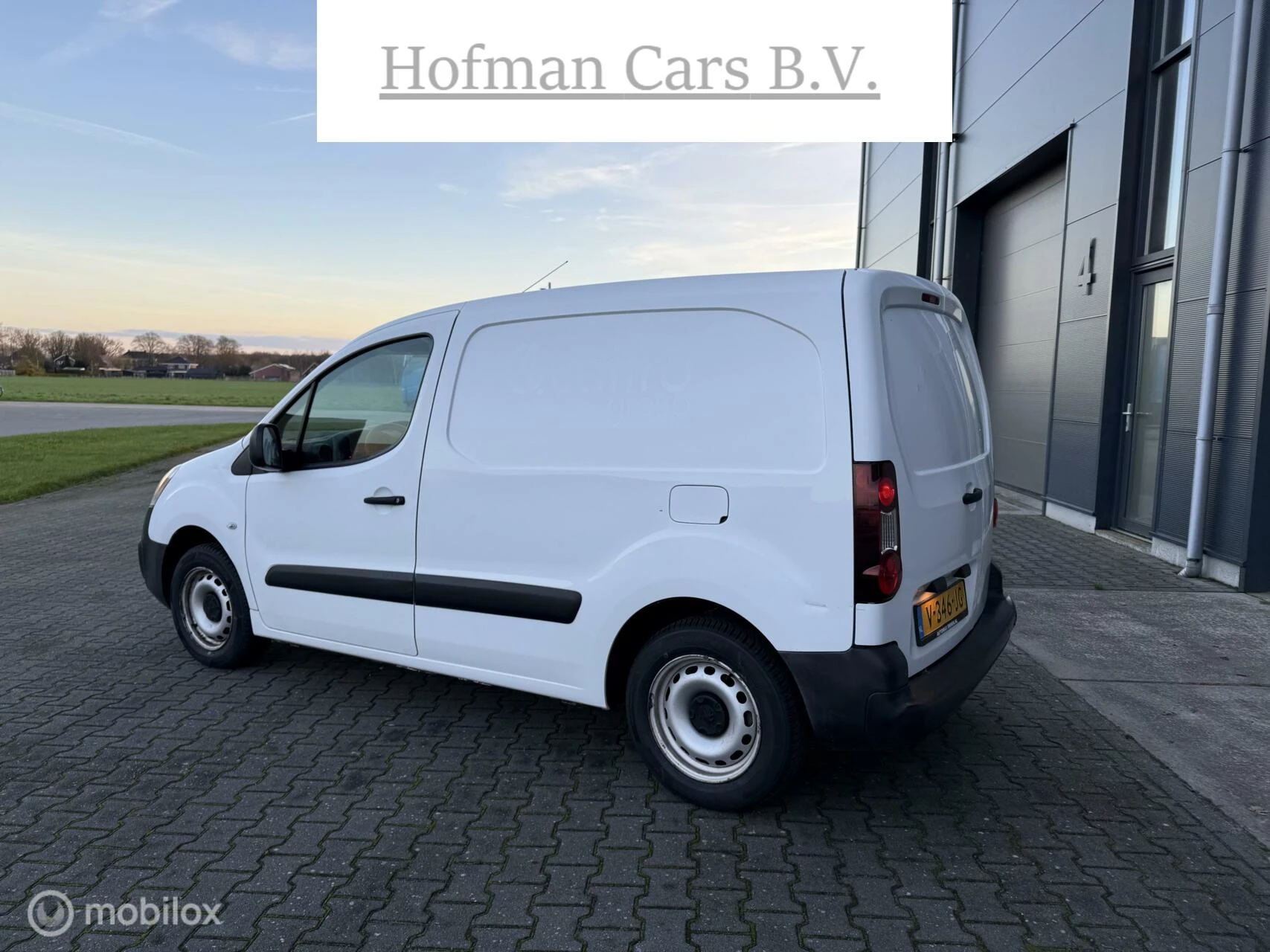 Hoofdafbeelding Peugeot Partner