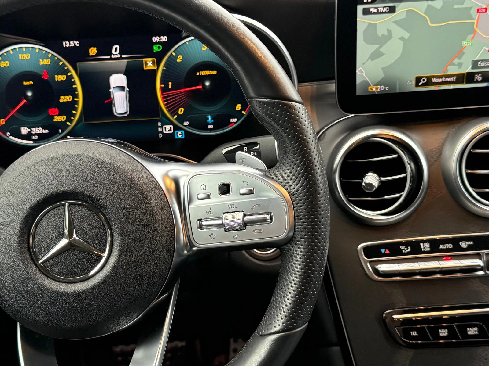 Hoofdafbeelding Mercedes-Benz GLC