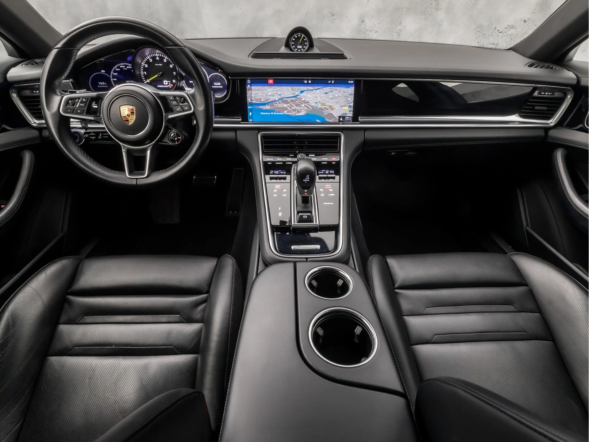 Hoofdafbeelding Porsche Panamera