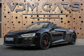 Hoofdafbeelding Audi R8 Audi R8 Spyder 5.2 FSI quattro | Carbon | Keramisch | Sportuitlaat | Smartphone Interface | Camera | B&O |