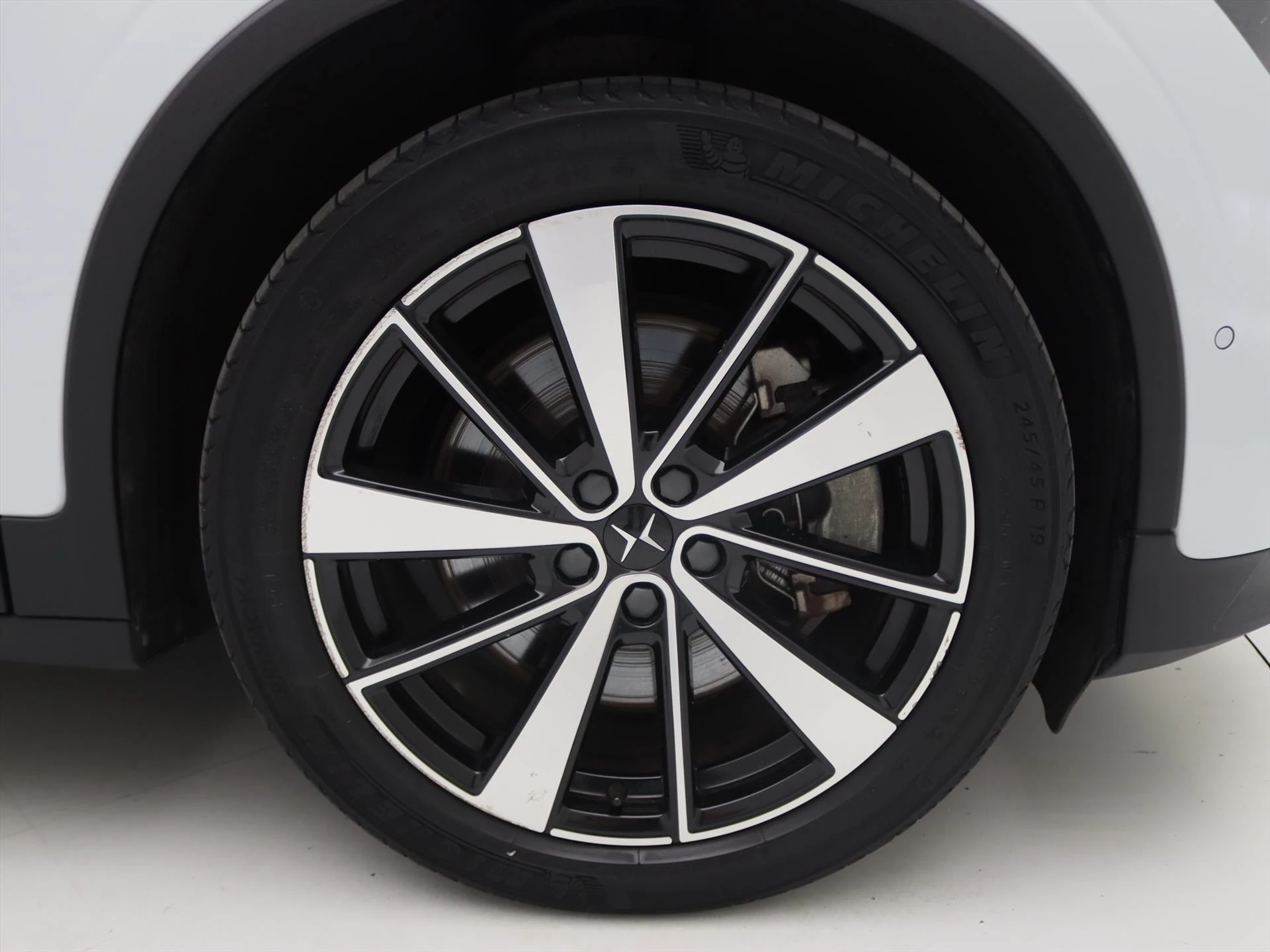 Hoofdafbeelding Polestar 2