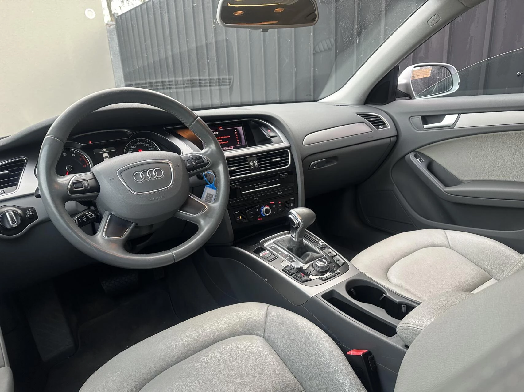 Hoofdafbeelding Audi A4