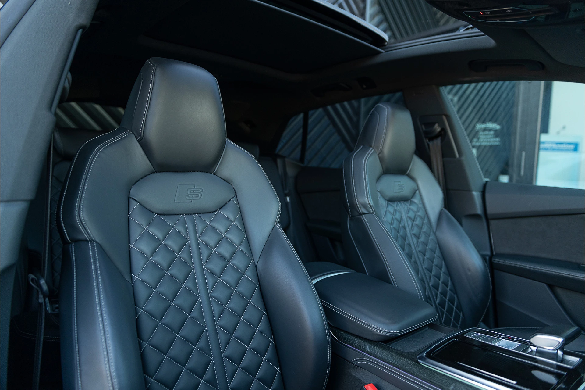Hoofdafbeelding Audi Q8
