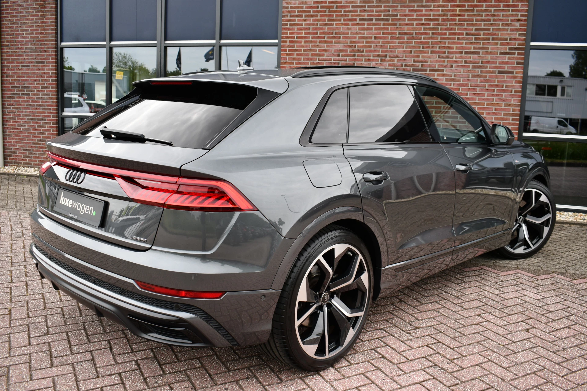 Hoofdafbeelding Audi Q8
