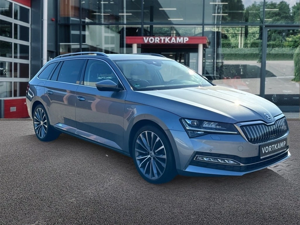 Hoofdafbeelding Škoda Superb