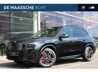 BMW iX1 eDrive20 M Sport / Trekhaak / Sportstoelen / M Adaptief onderstel / Head-Up / Parking Assistant Plus / Comfort Access / Stuurverwarming