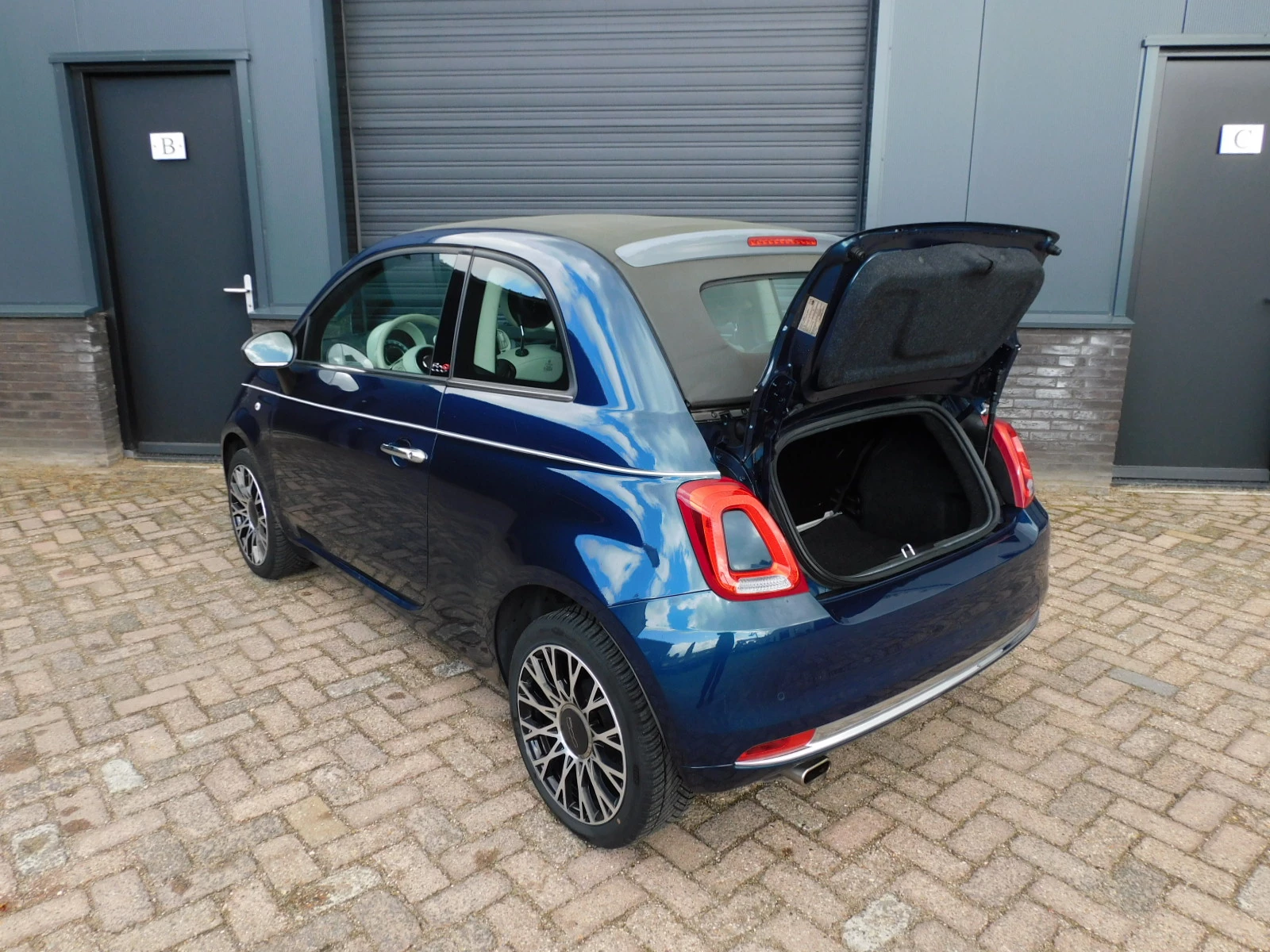 Hoofdafbeelding Fiat 500