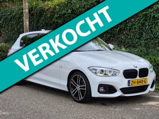 Hoofdafbeelding BMW 1 Serie BMW 1-serie M Sport Ed CarPlay NAP LED GR Navi Automaat Black Panel Teller All weather M Velgen GARANTIE Rij-K 118i High Executive