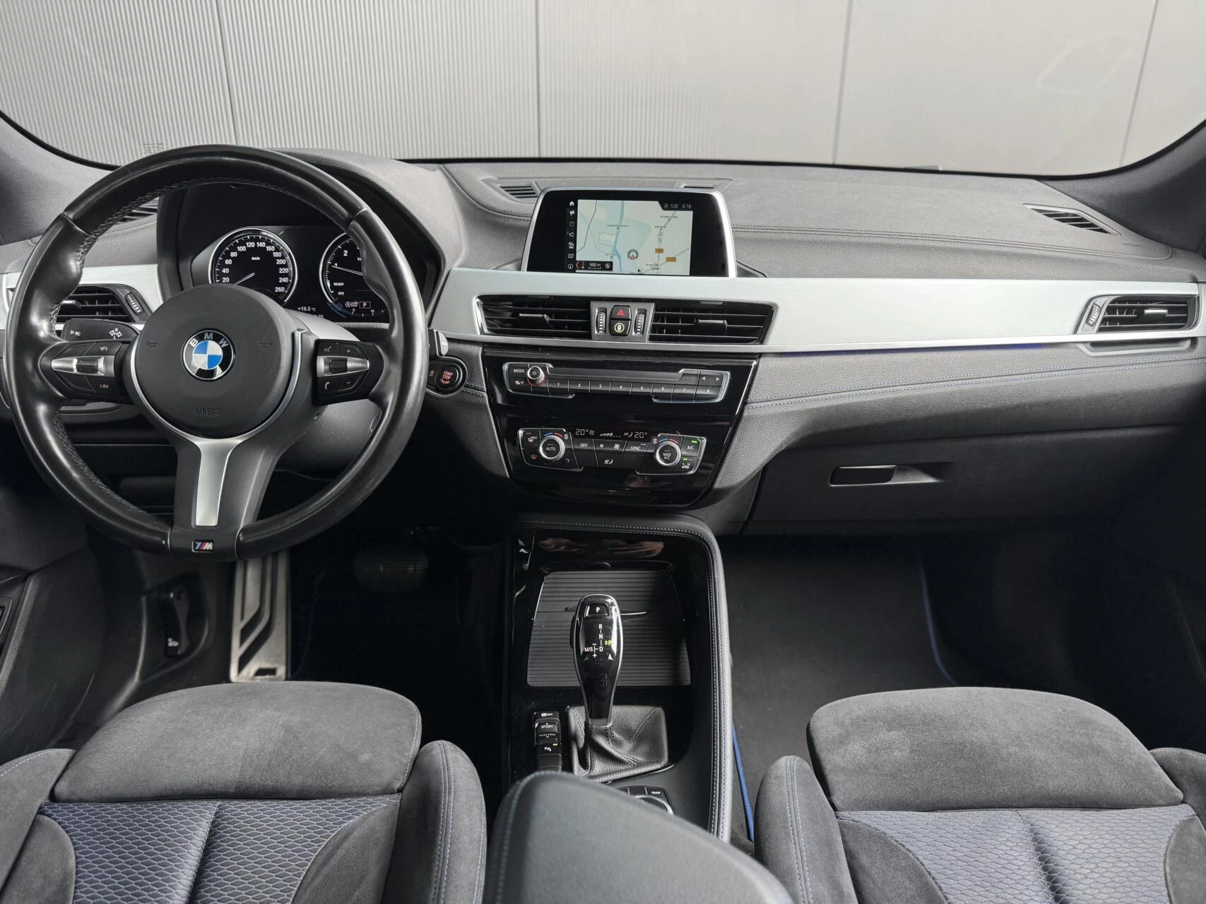 Hoofdafbeelding BMW X2