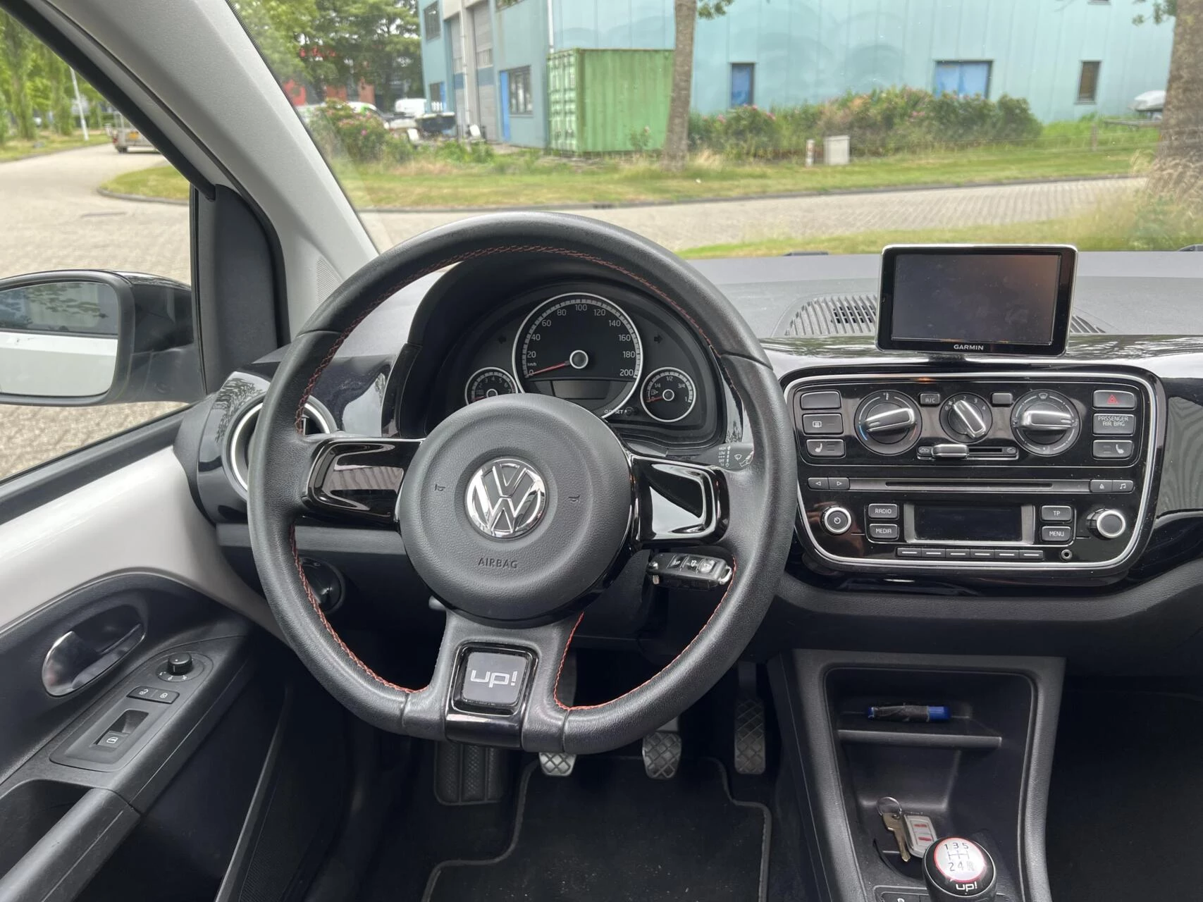 Hoofdafbeelding Volkswagen up!