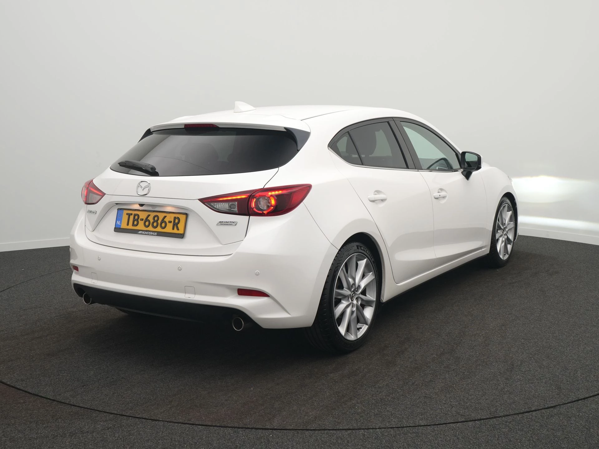 Hoofdafbeelding Mazda 3