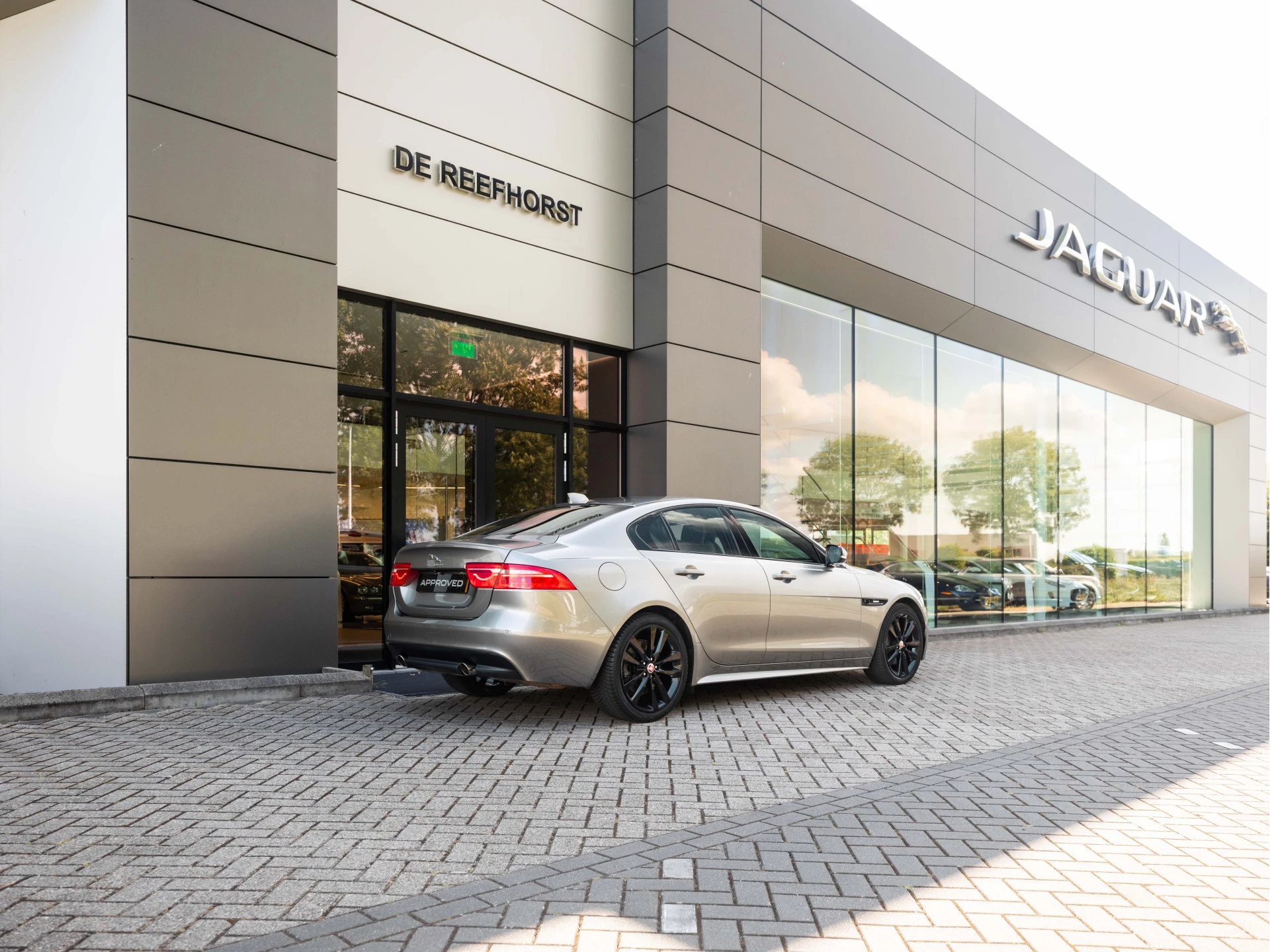 Hoofdafbeelding Jaguar XE