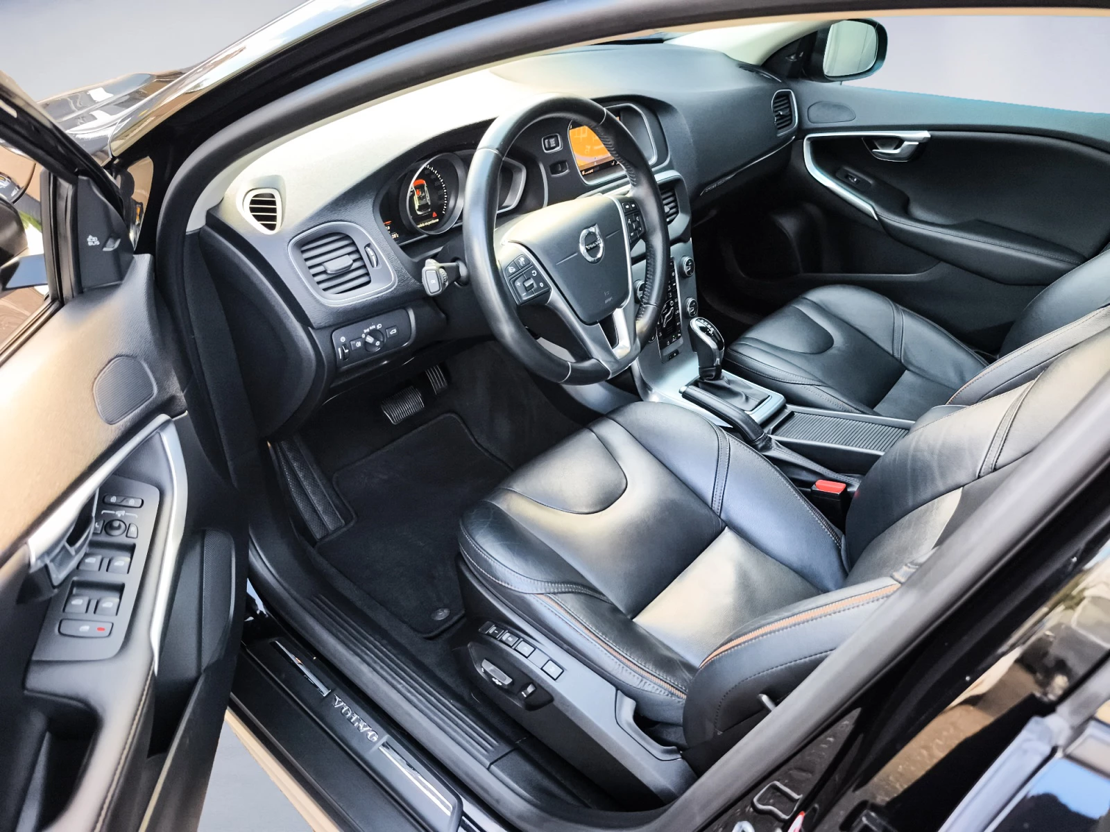 Hoofdafbeelding Volvo V40