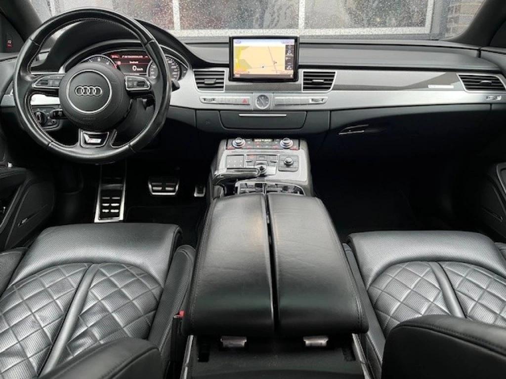 Hoofdafbeelding Audi S8