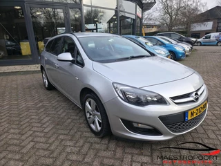Opel Astra Sport Tourer 1.4 Turbo Sport – €3.999