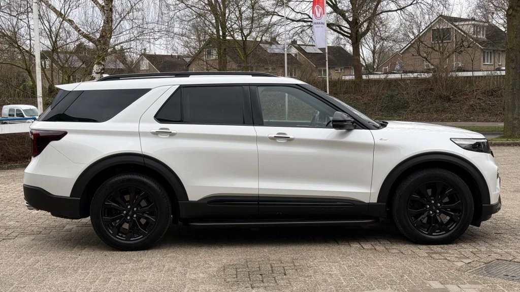 Hoofdafbeelding Ford Explorer