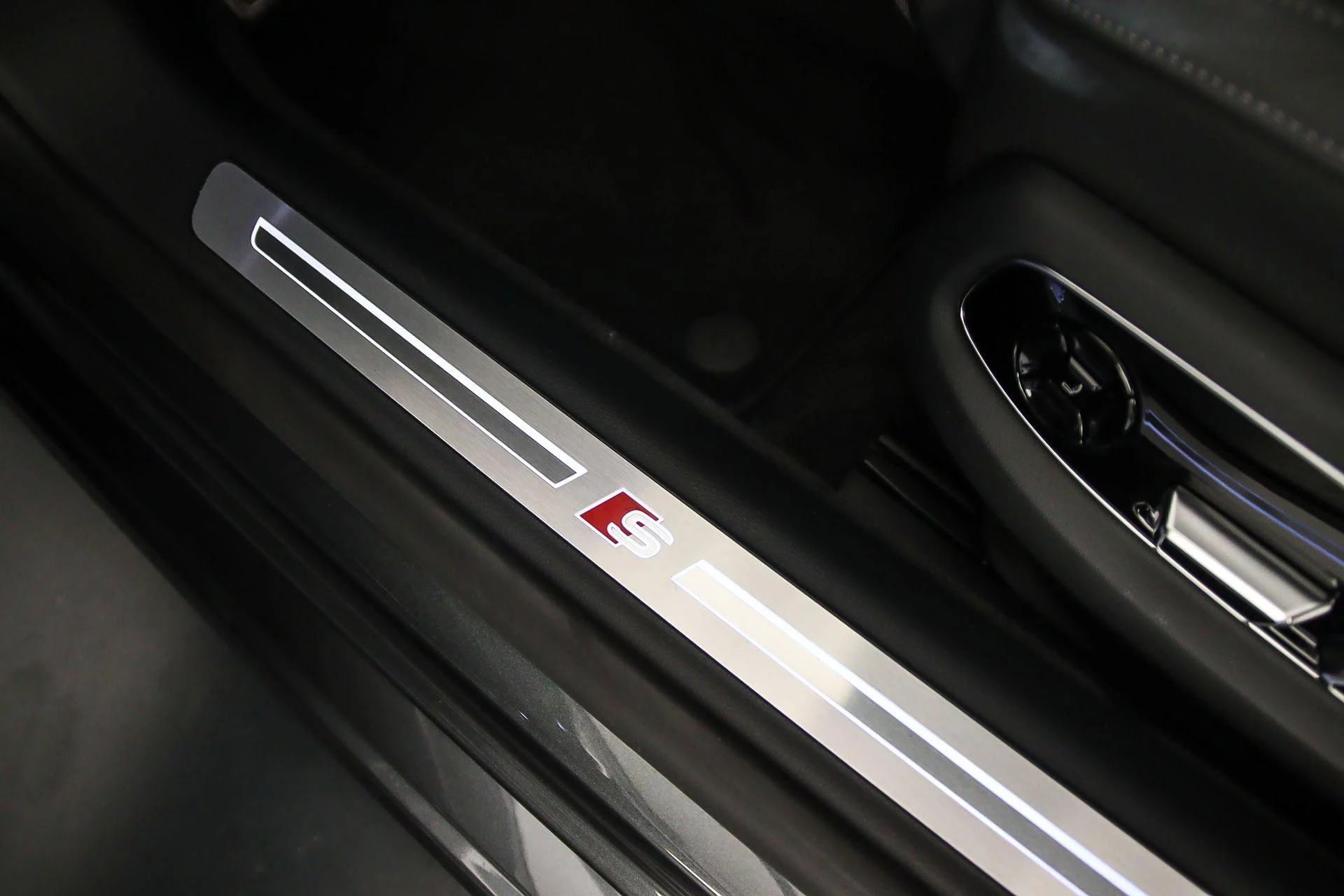 Hoofdafbeelding Audi A8
