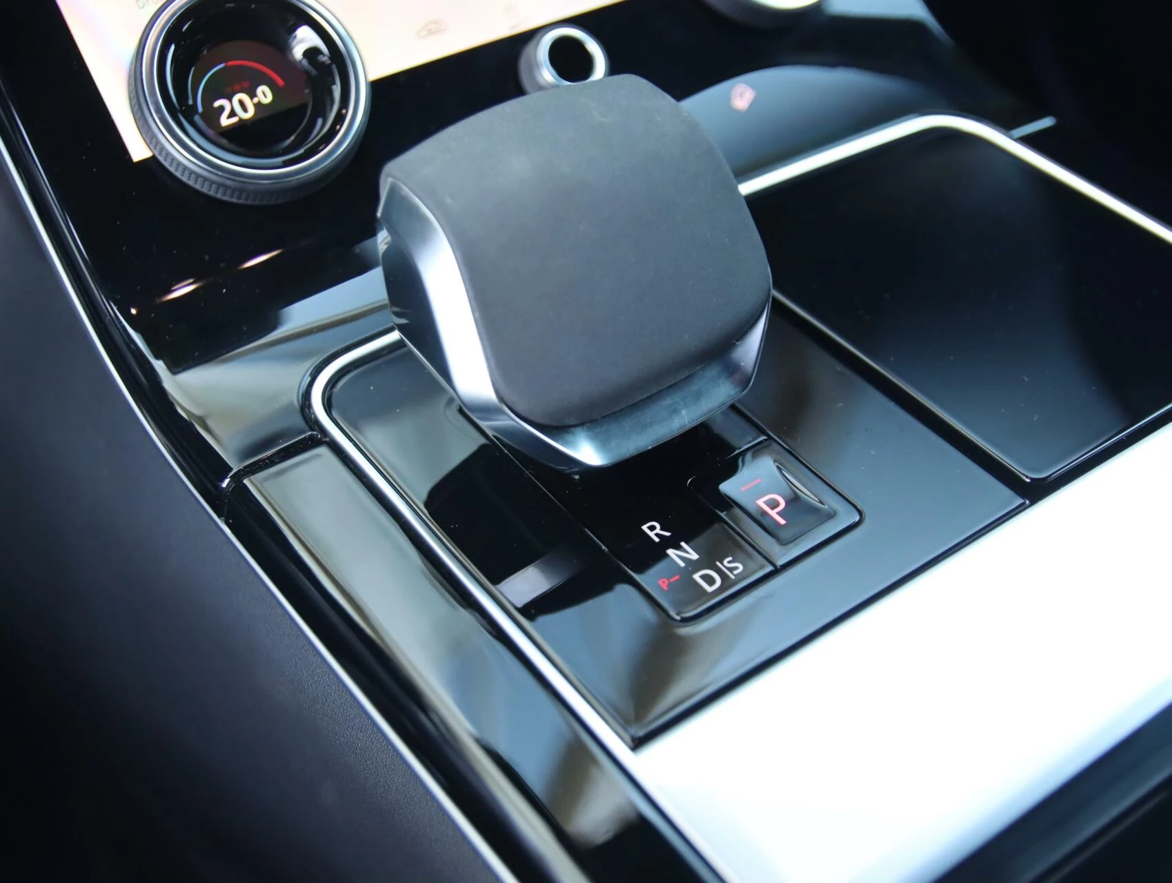Hoofdafbeelding Land Rover Range Rover Velar
