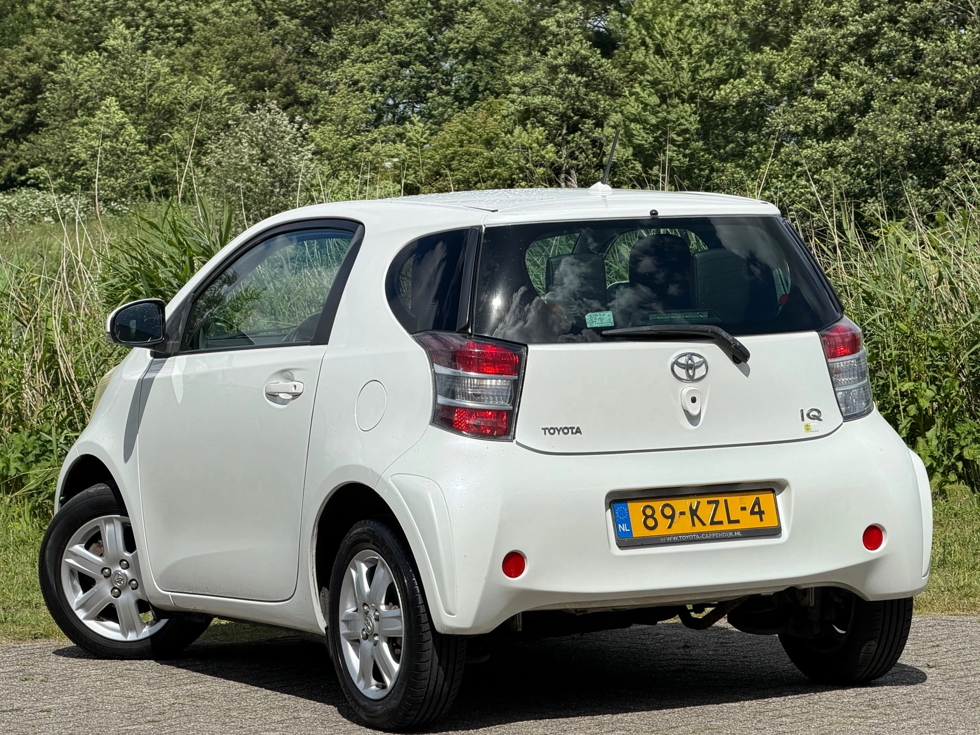 Hoofdafbeelding Toyota iQ