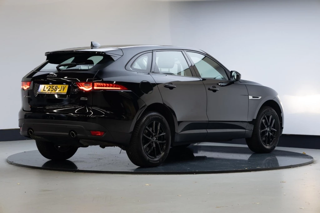 Hoofdafbeelding Jaguar F-PACE