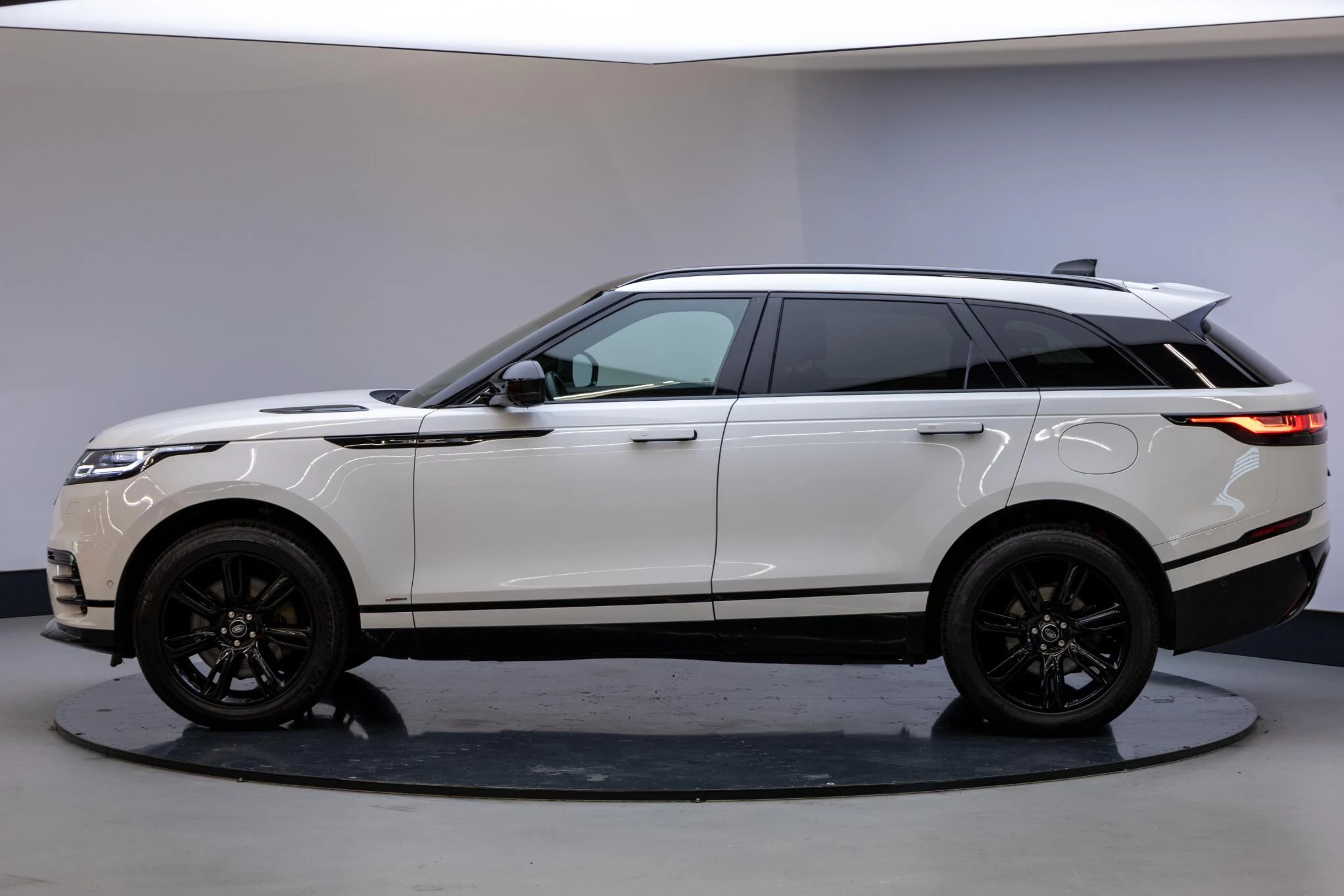 Hoofdafbeelding Land Rover Range Rover Velar